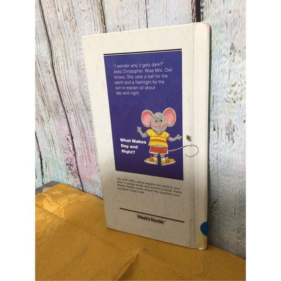 1984 Hardback “What Makes Day and Night?” - Picture 2 of 10